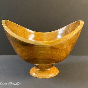 Rustic Wave Pedestal bowl
