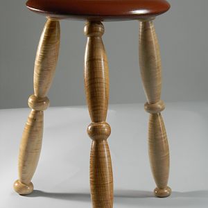 3 legged stool