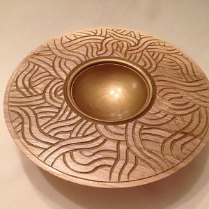 ash bowl with carved rim