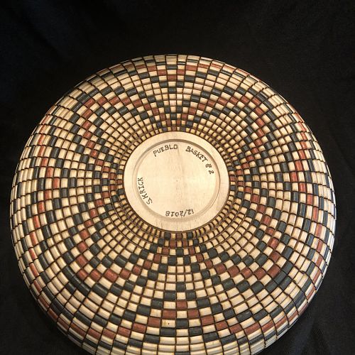 Pueblo basket illusion bottom