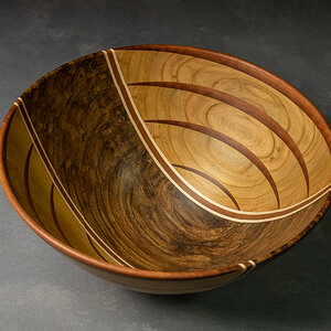 Laminated bowl