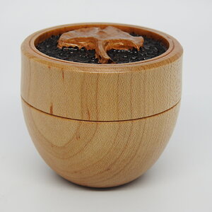 Ginkgo Leaf Lidded Box