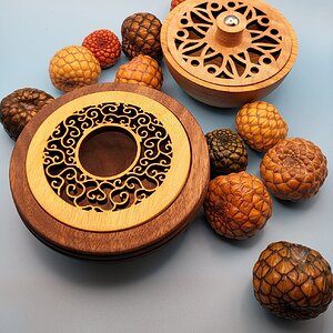 Small containers, mixed wood