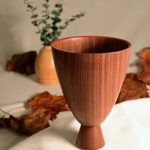 Walnut vessel