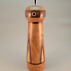 Four-point cherry pepper mill