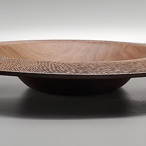 Walnut Wide-rimmed hand-carved Bowl/Plate