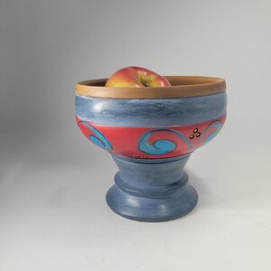 Pedestal bowl