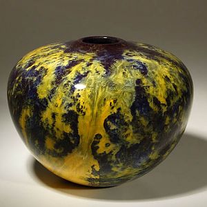 Dyed vessel