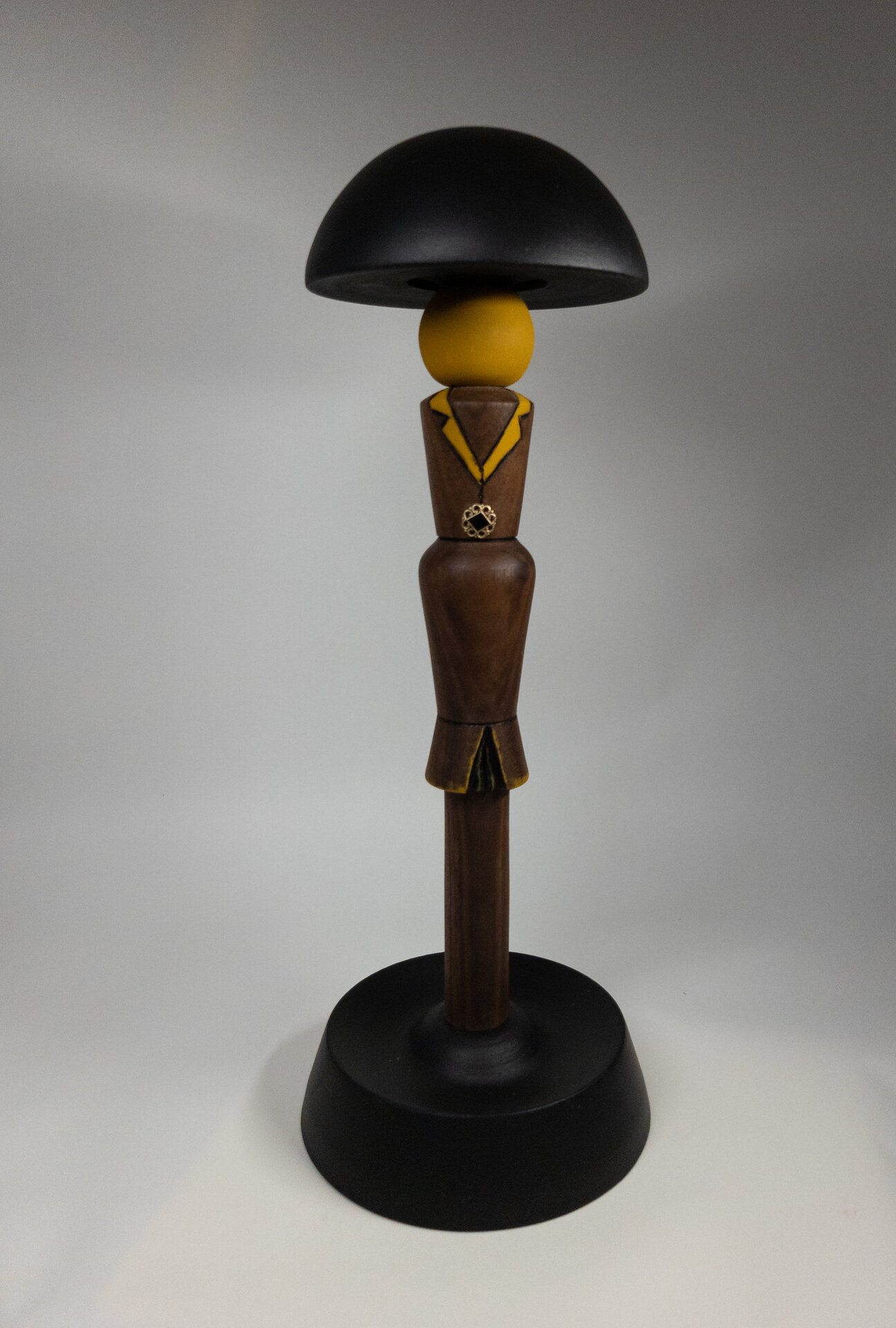 1940's wig stand