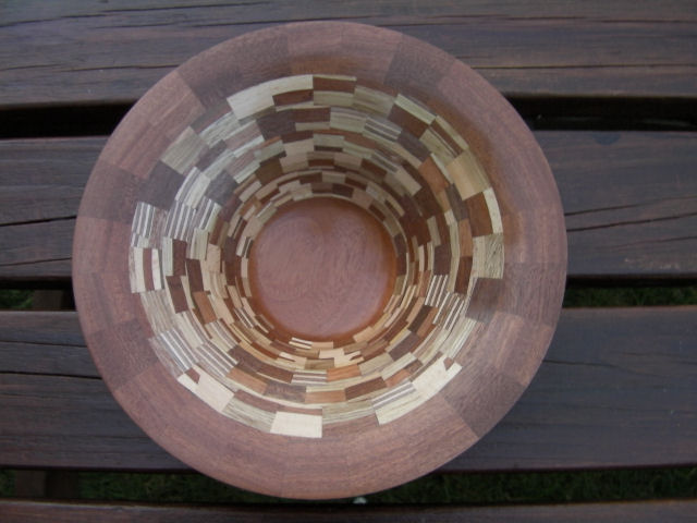 24 segmented shallow dish