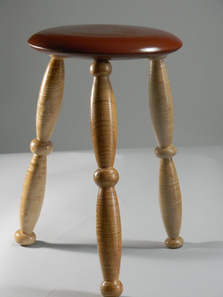 3 legged stool