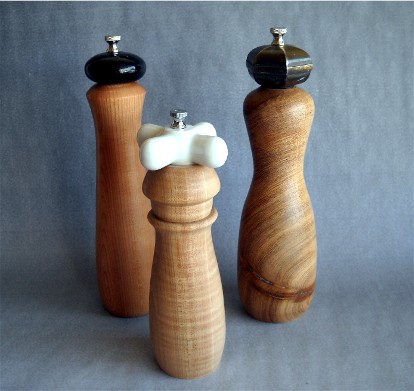 3 peppermills