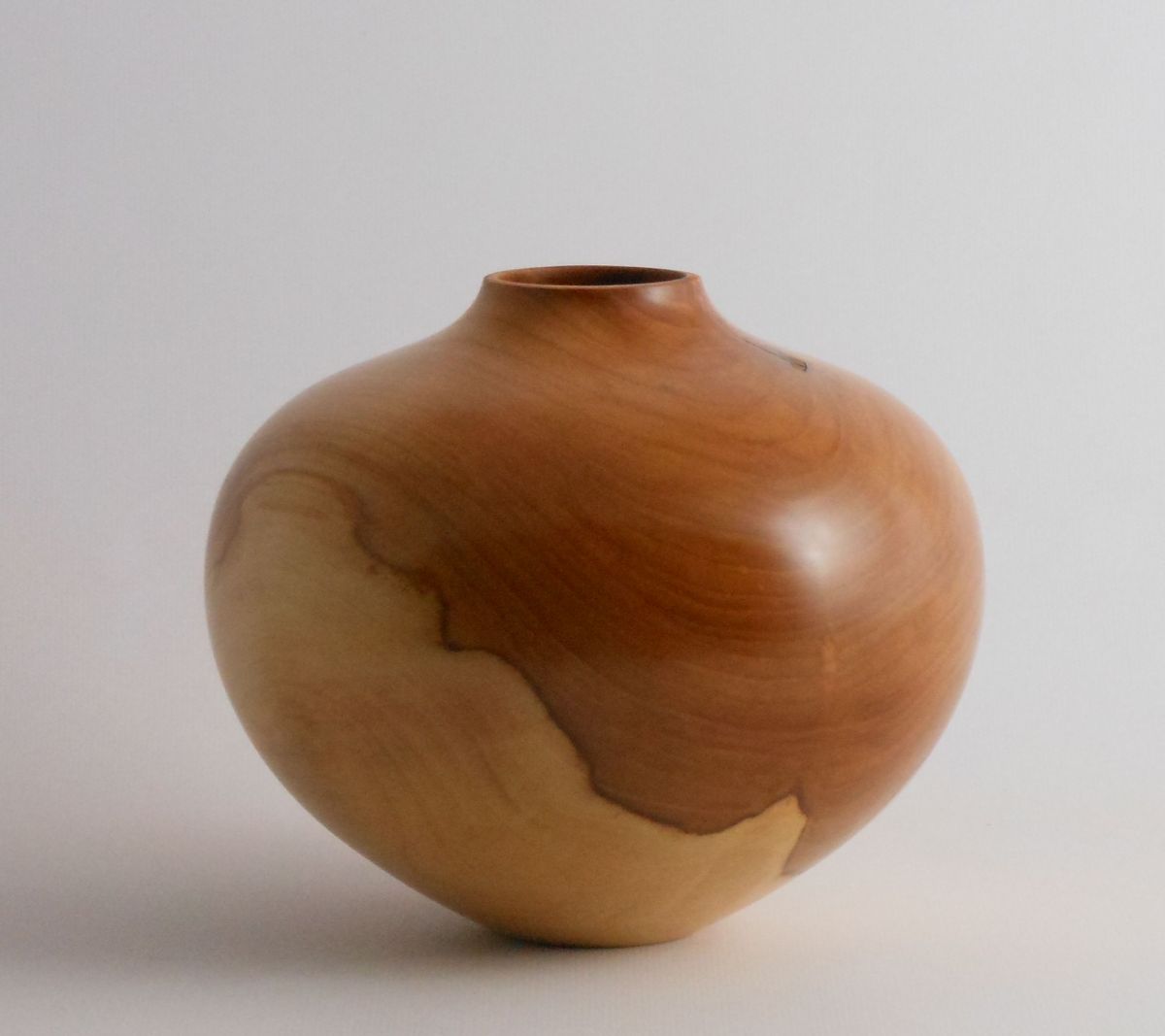 Apple hollow form