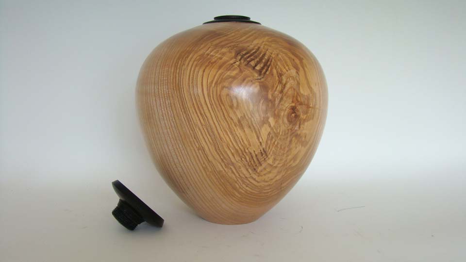 Ash Hollow form with lid off.