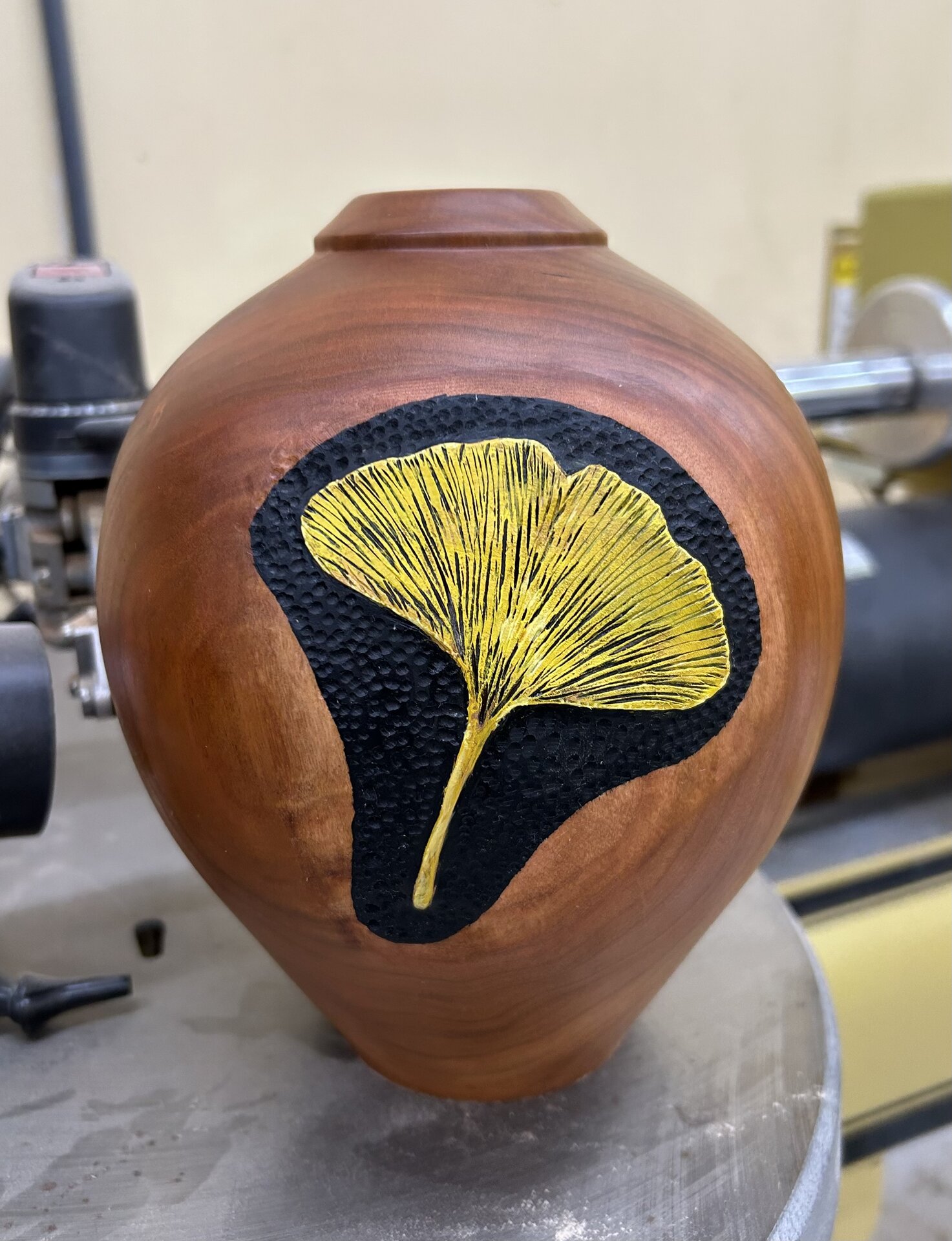 Cherry vase with ginkgo leaf