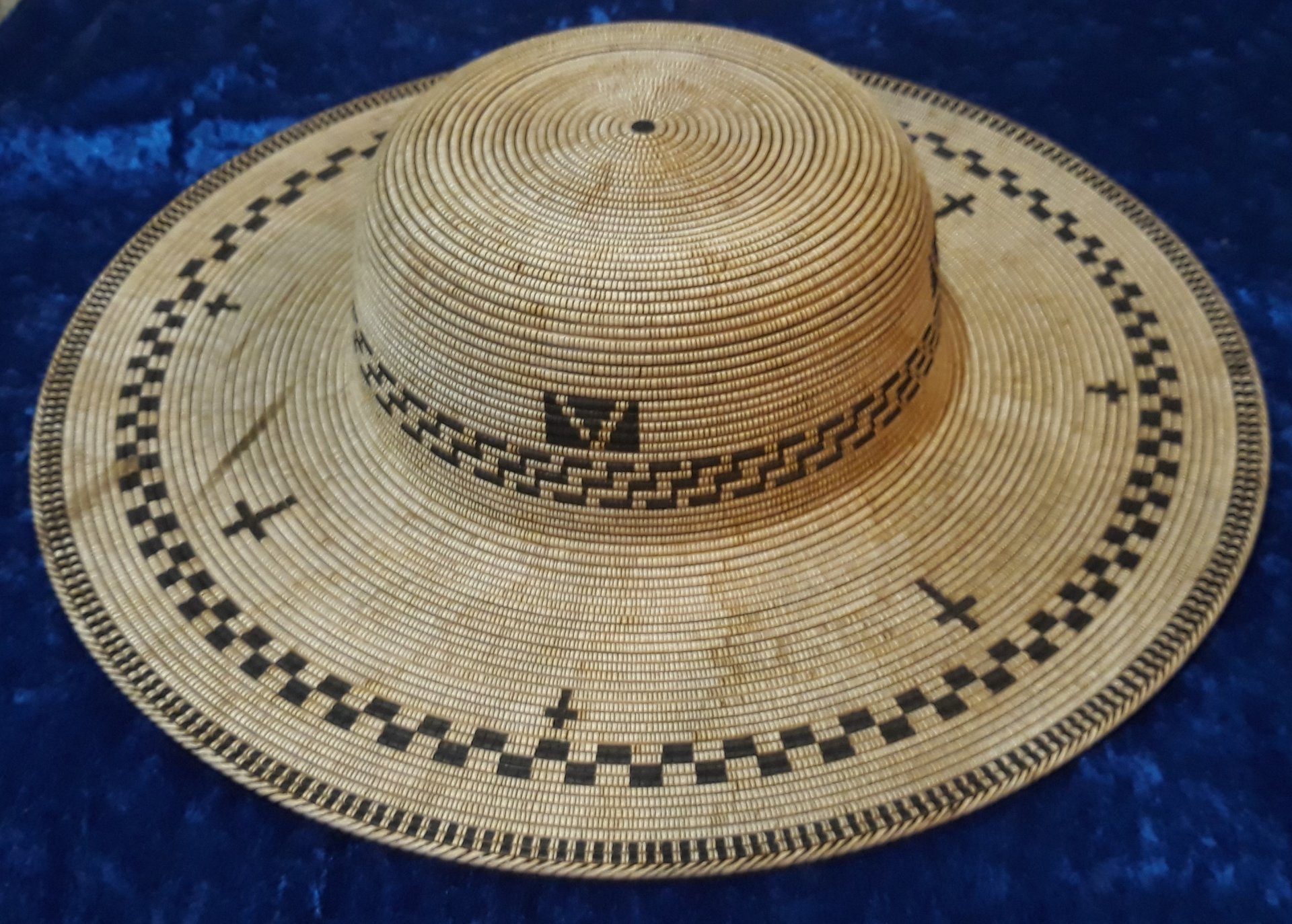 Chumash Basket Illusion Hat