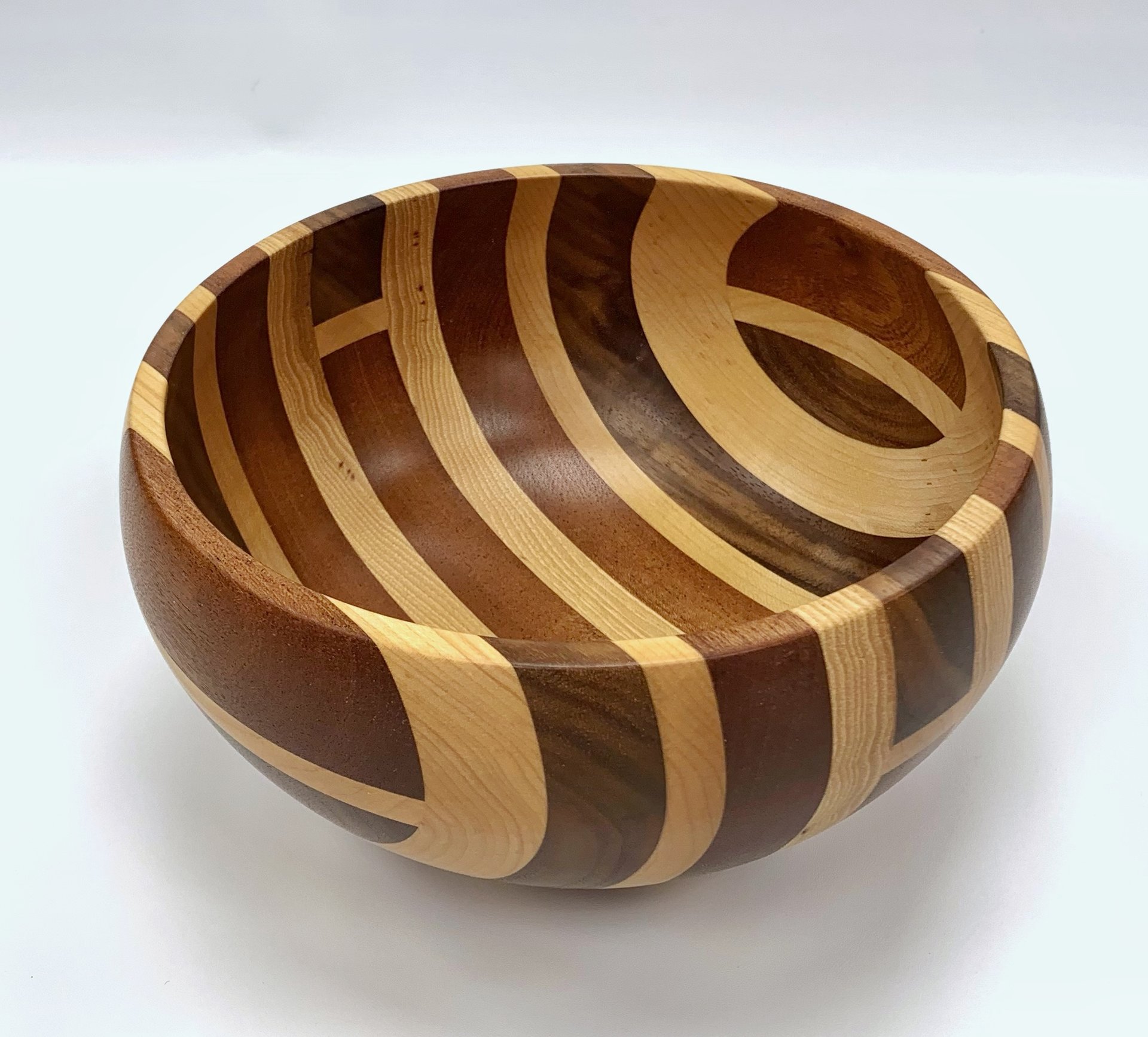 Closed Laminated Bowl view2