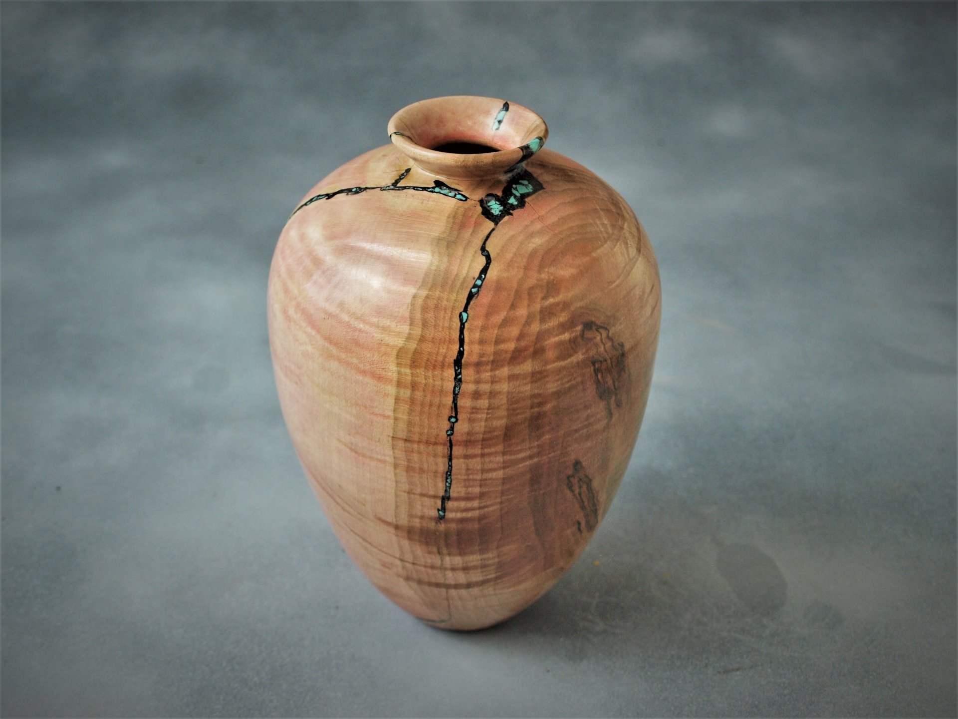 Curl Maple vase