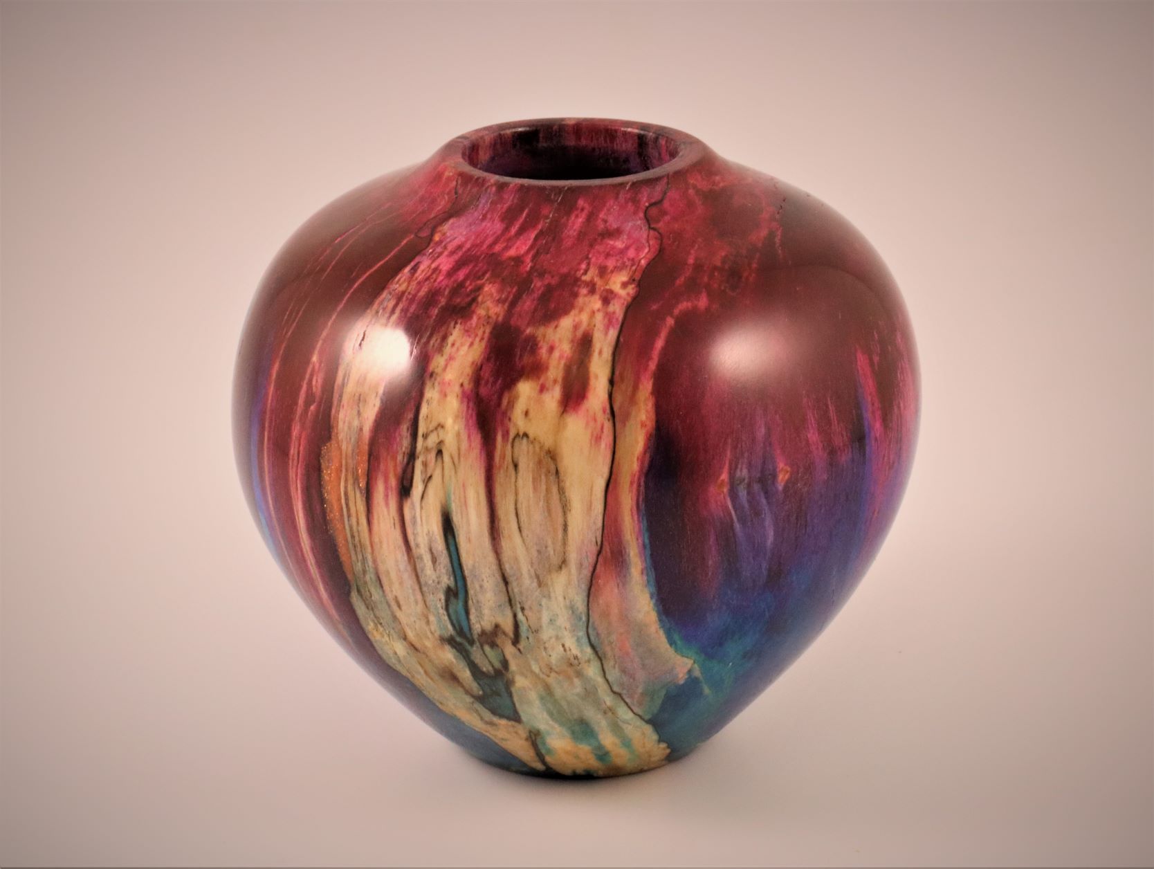 Dyed hollow form