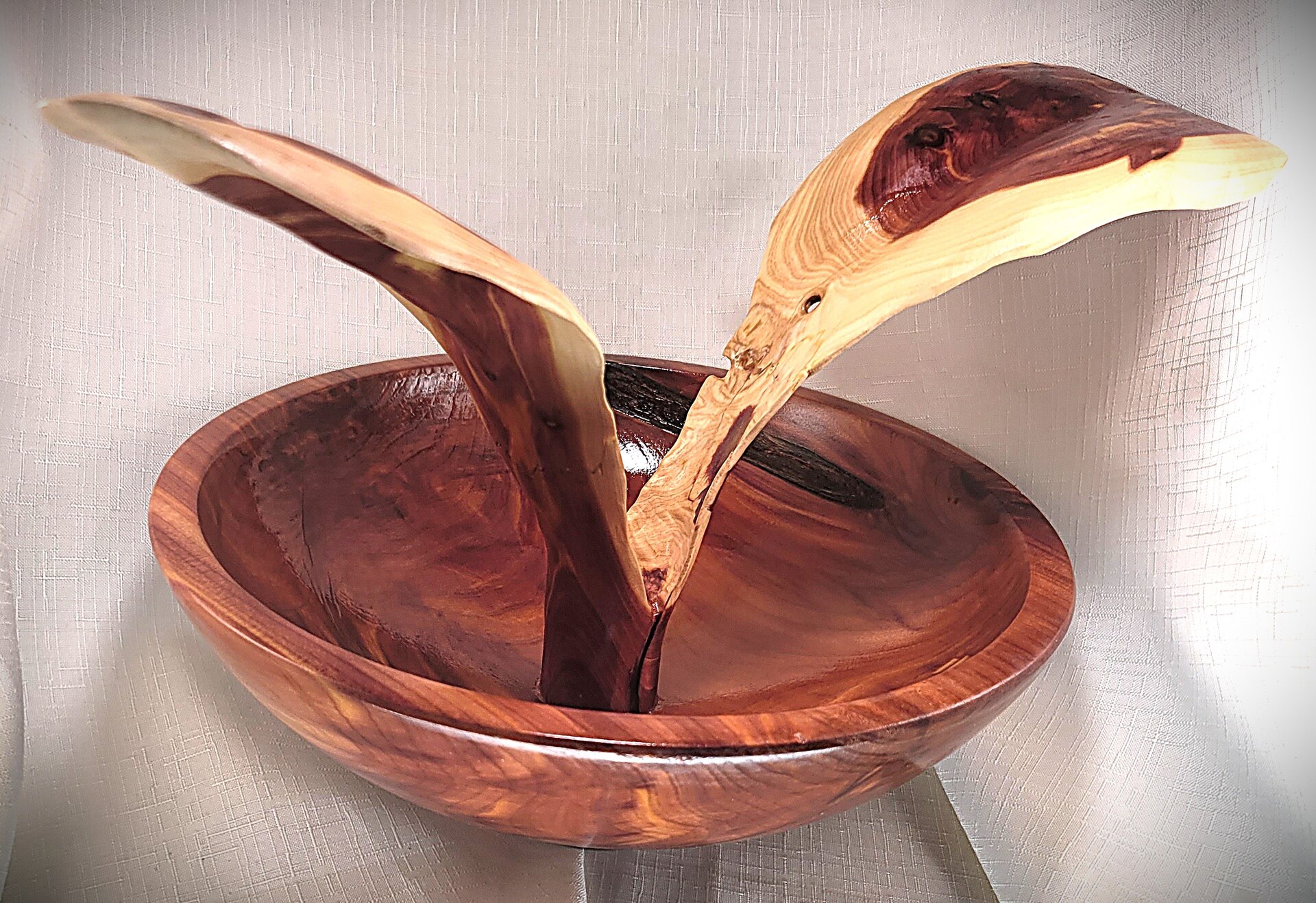 Eastern Cedar Bowl with Leaves, view 1