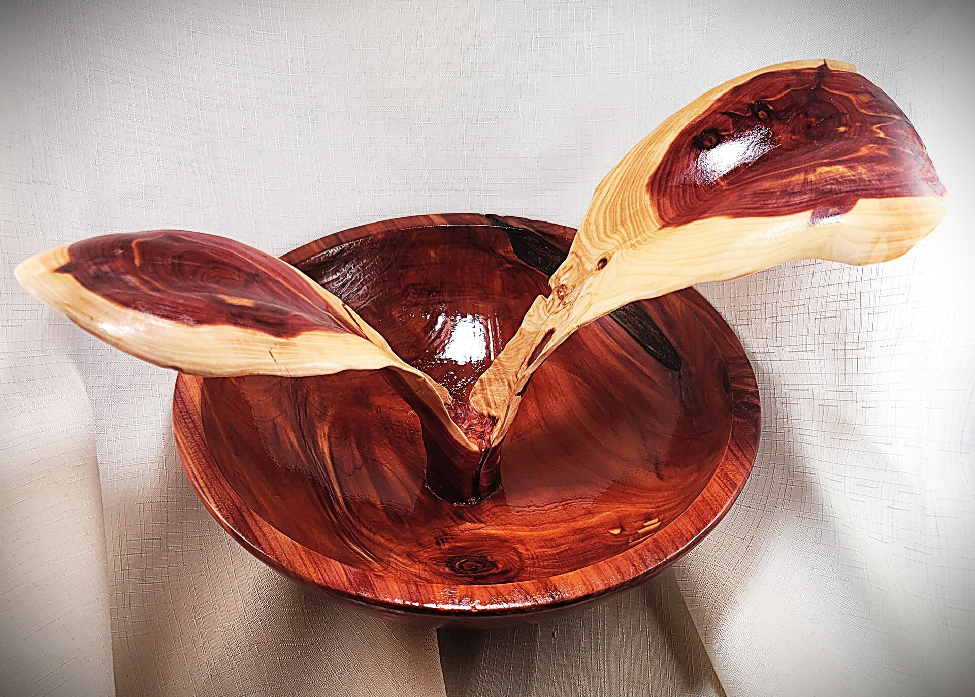 Eastern Cedar Bowl with Leaves, view 2