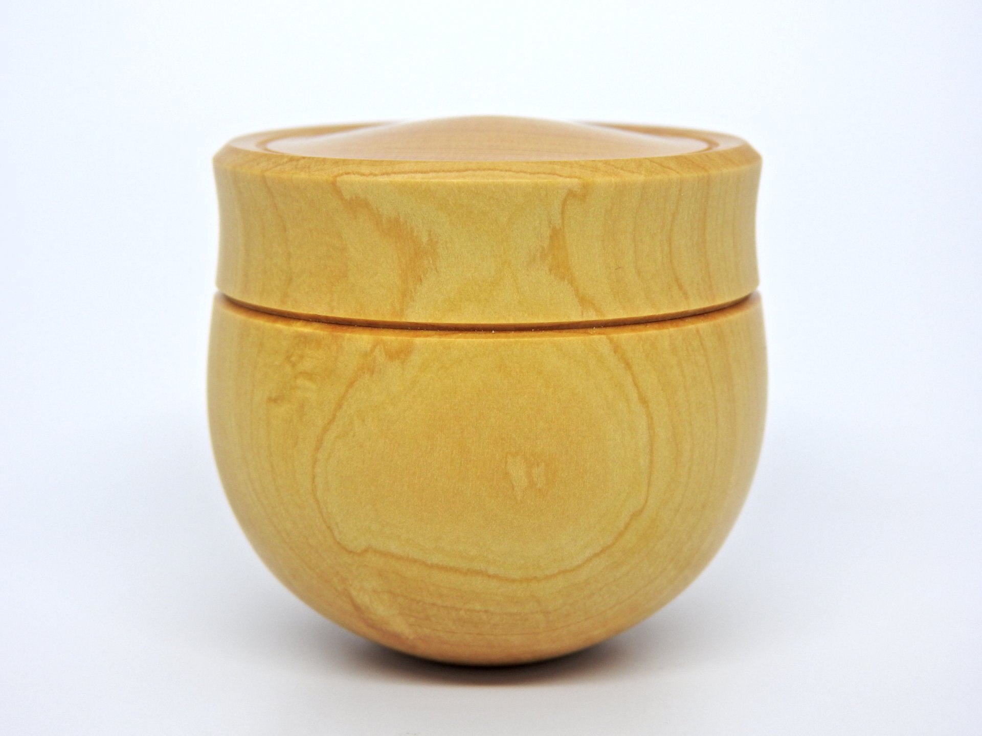 European Boxwood Round Bottom Box