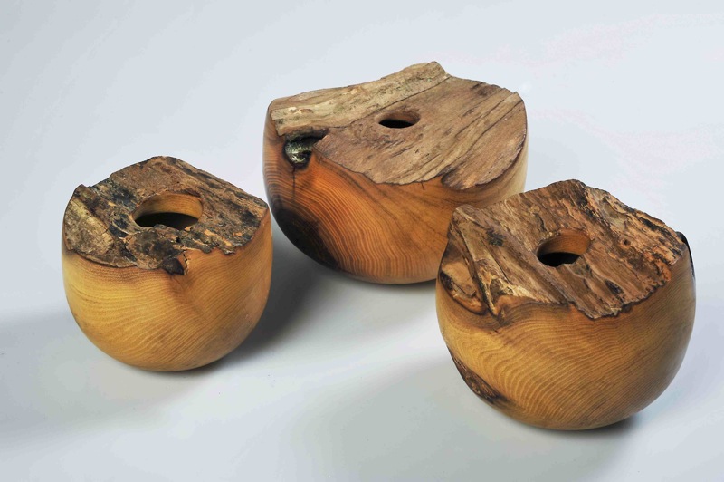 famlily of hollowed natural edge bowls. Acacia 15 to 20 cm