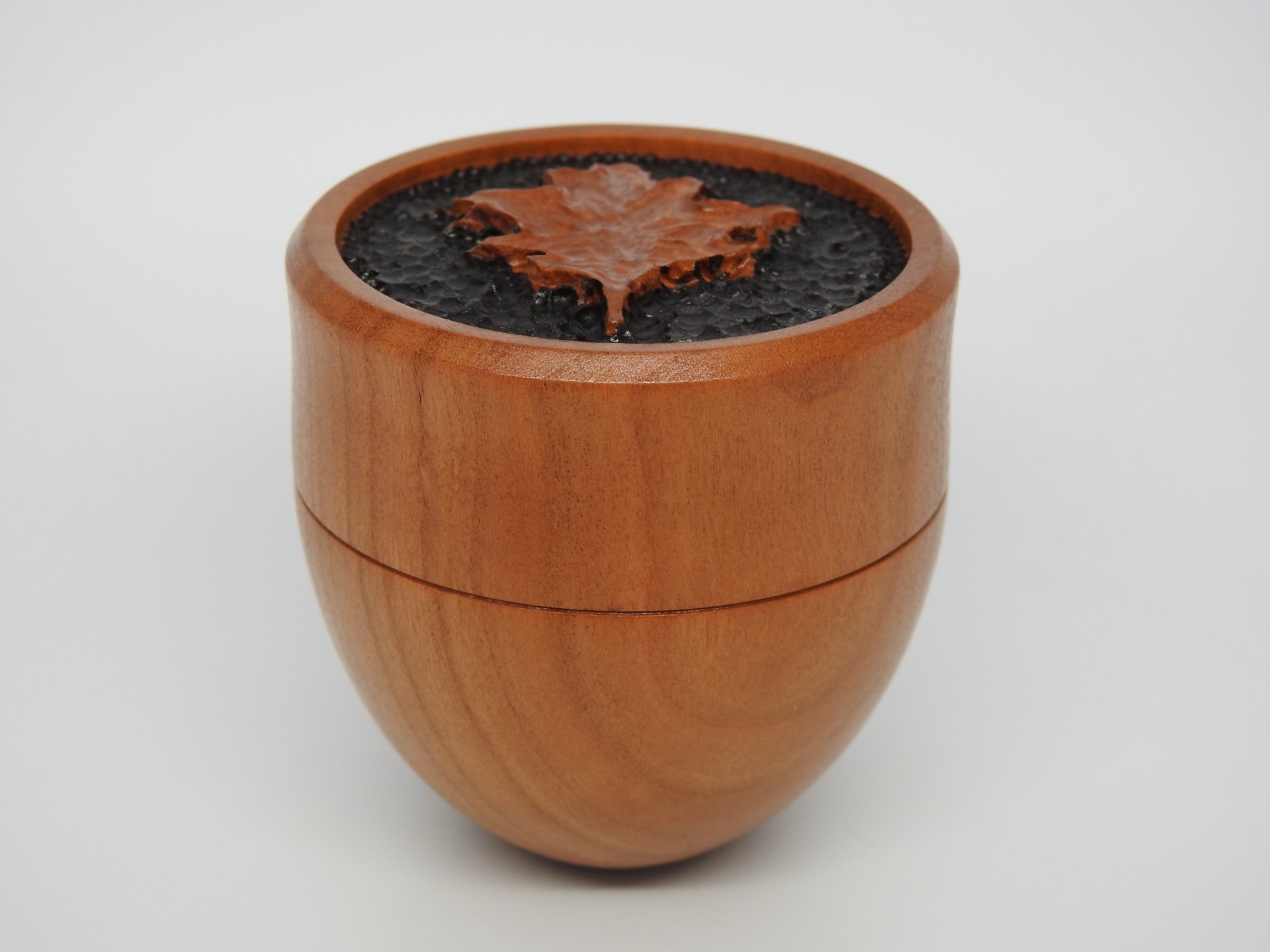 Oak Leaf Lidded Box