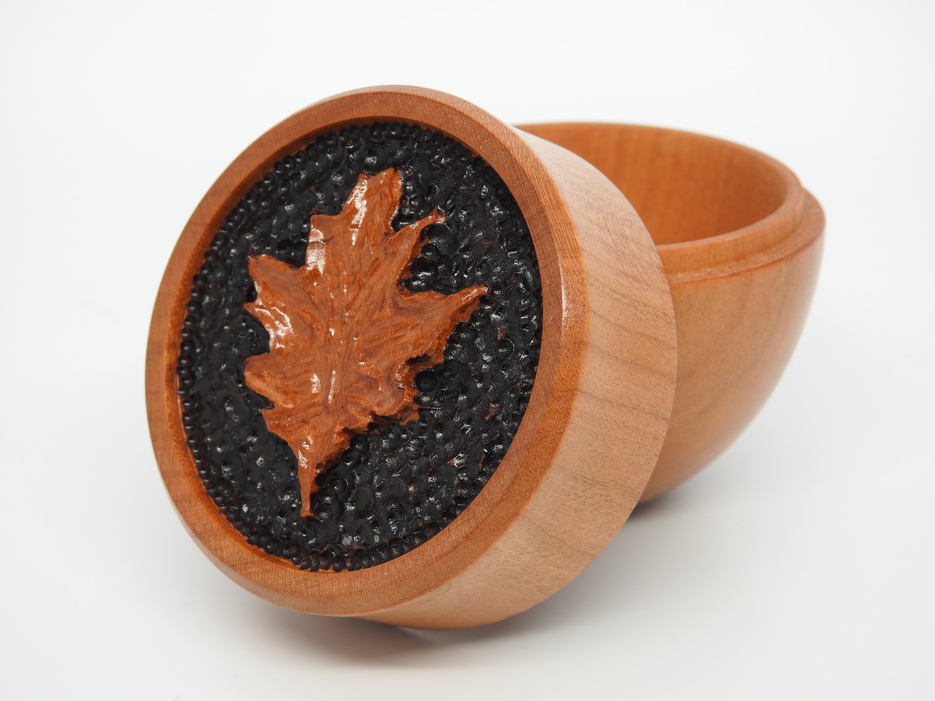 Oak Leaf Lidded Box