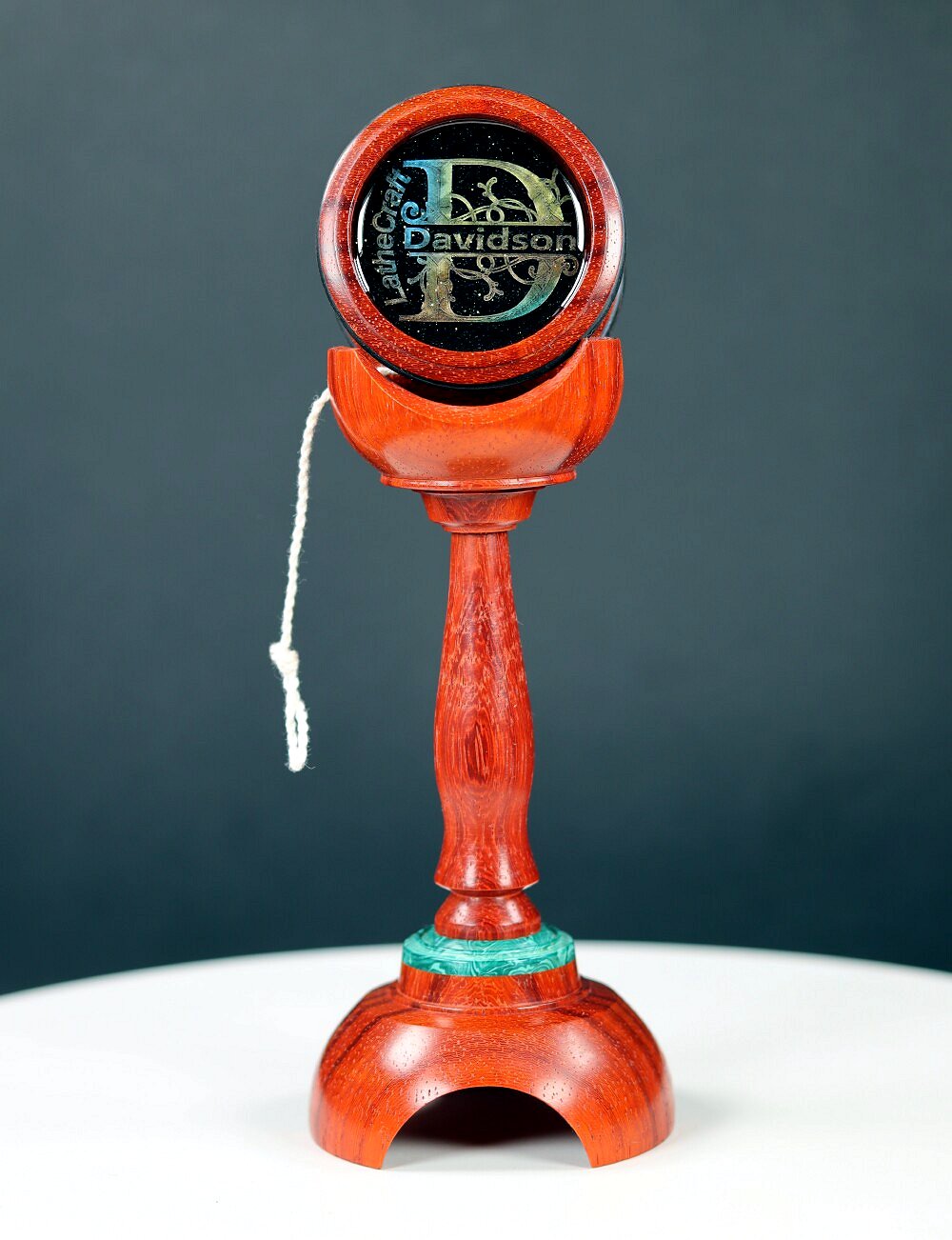 Padauk yo-yo & vertical display