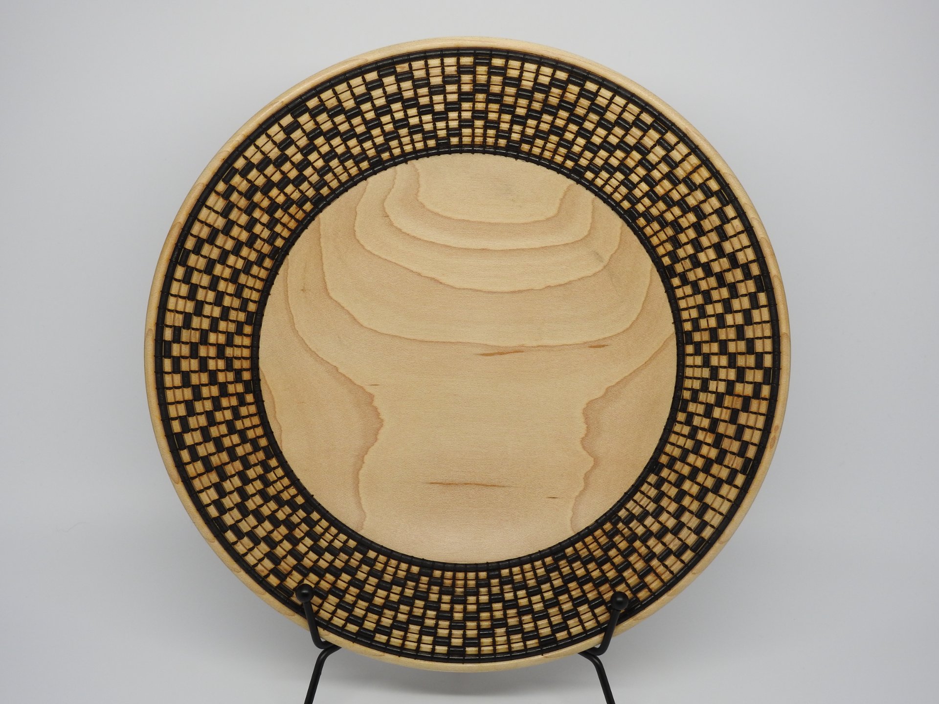 Platter with Basket Illusion Decorated Rim