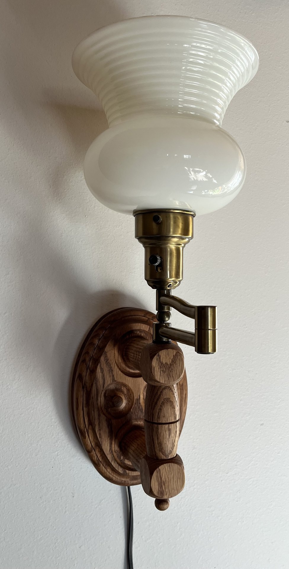 Recycled Desk Lamp to a Wall Lamp