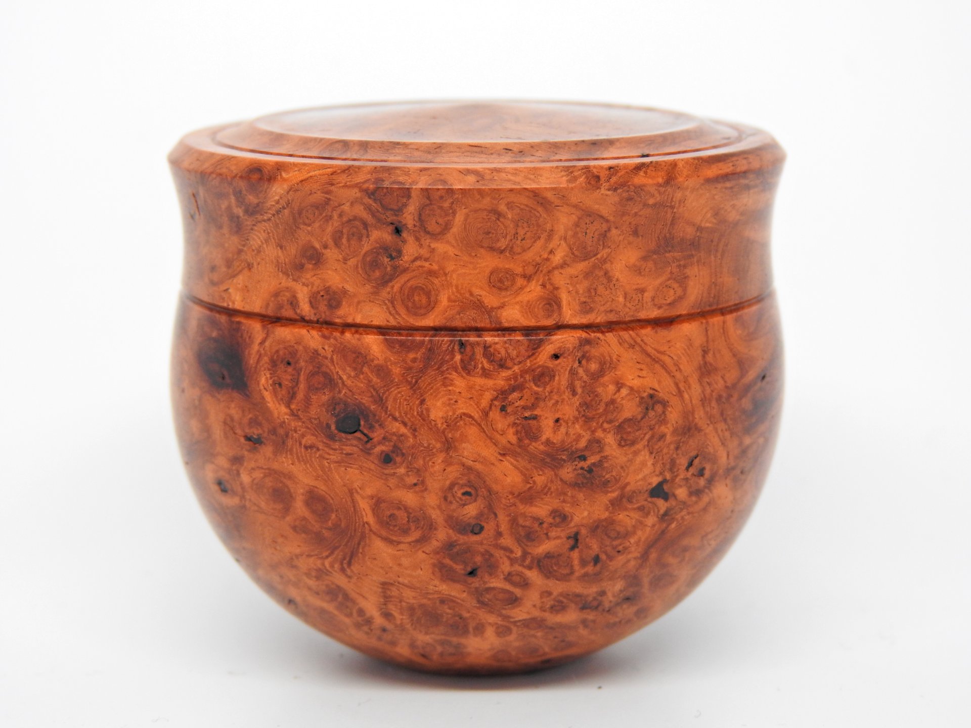 Red Amboyna Burl Round Bottom Box