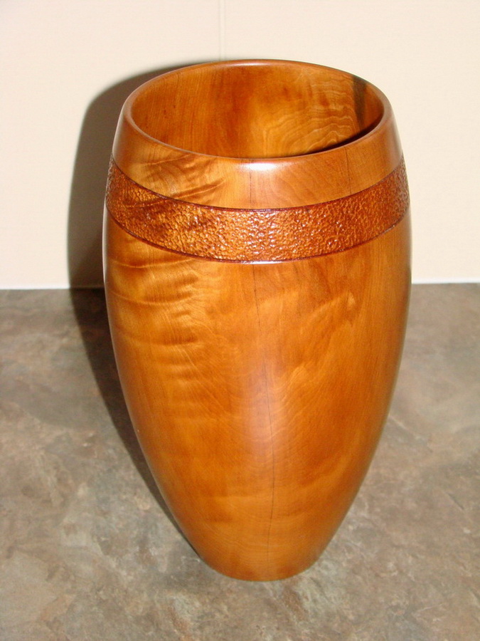 Rimu Vase