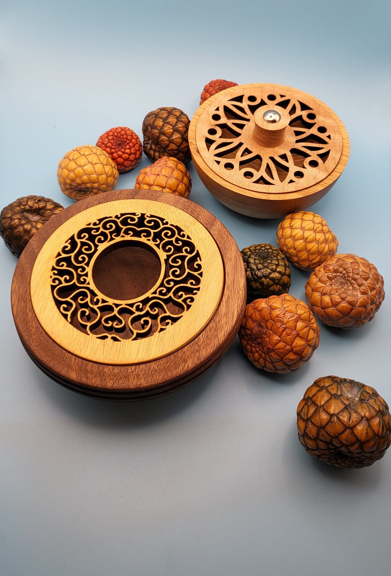 Small containers, mixed wood