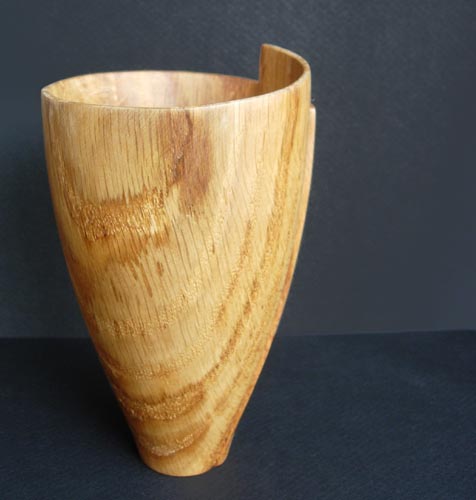 Small oak vase-2