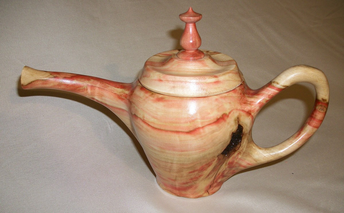 Tea pot