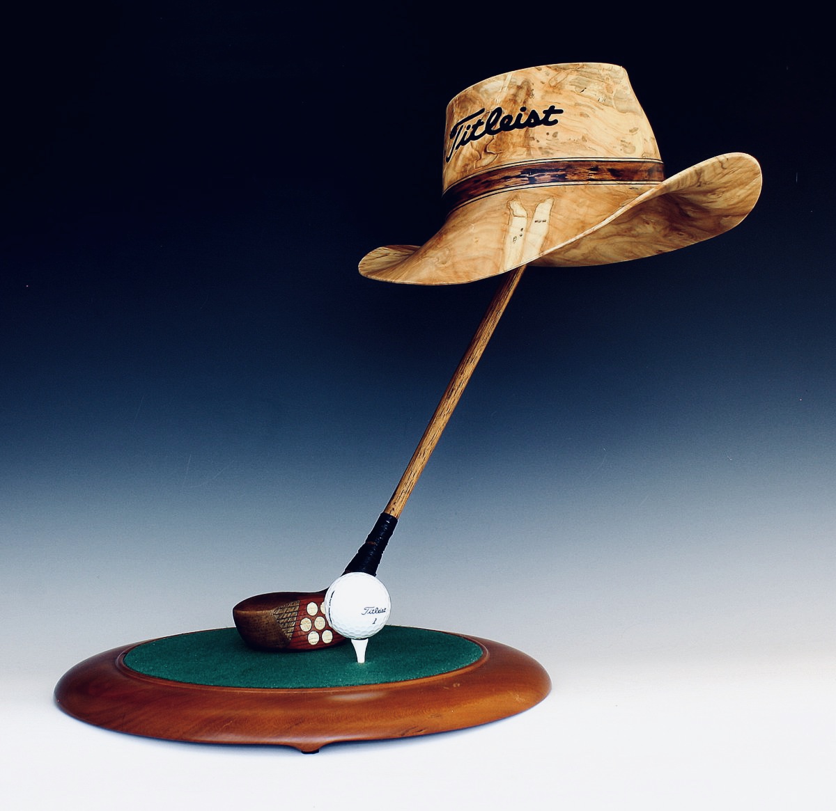 Straw golf 2024 hat titleist