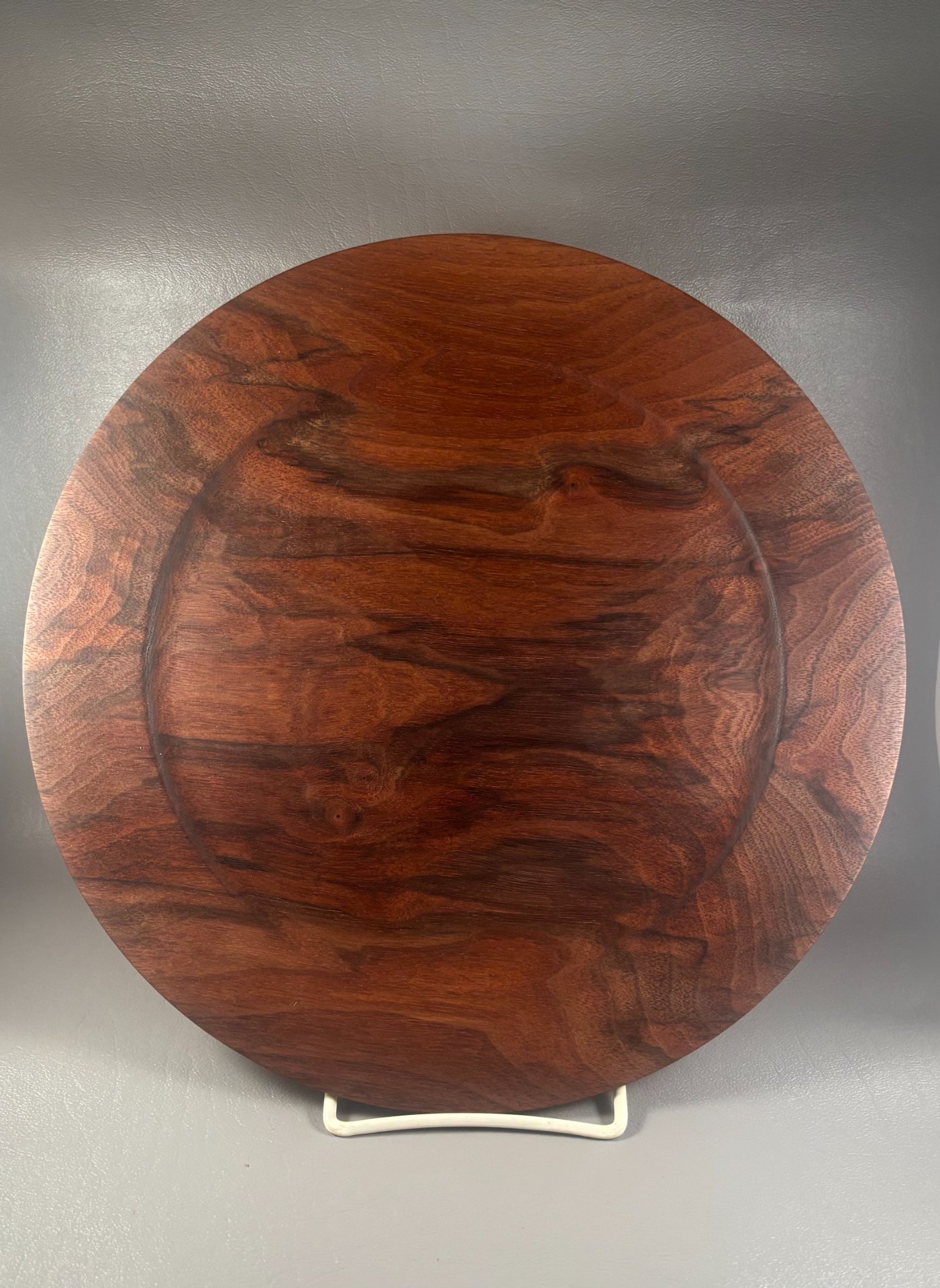 Walnut plate