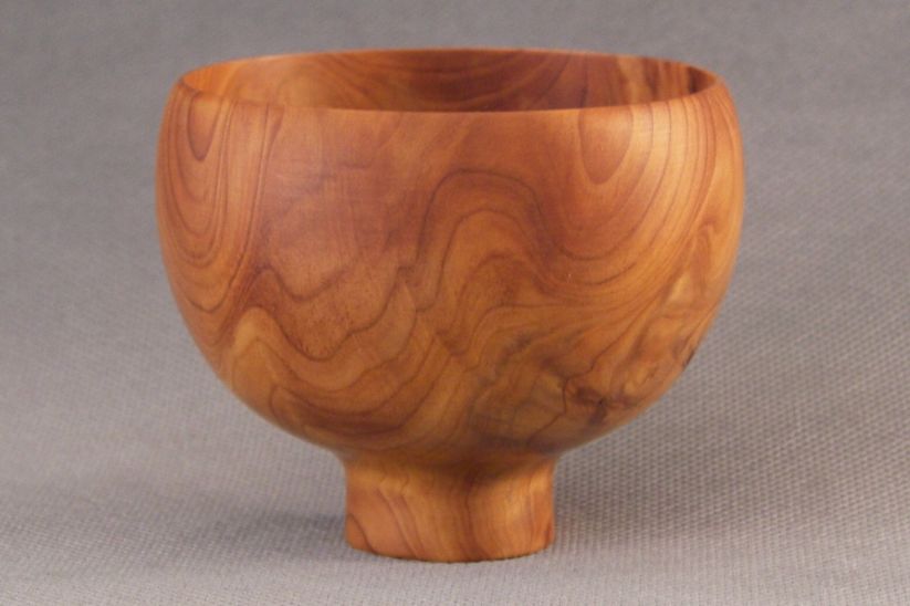 Yew bowl - Alternate view