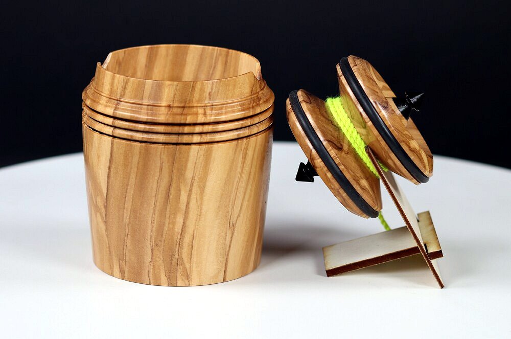 Yo-Yo lidded box